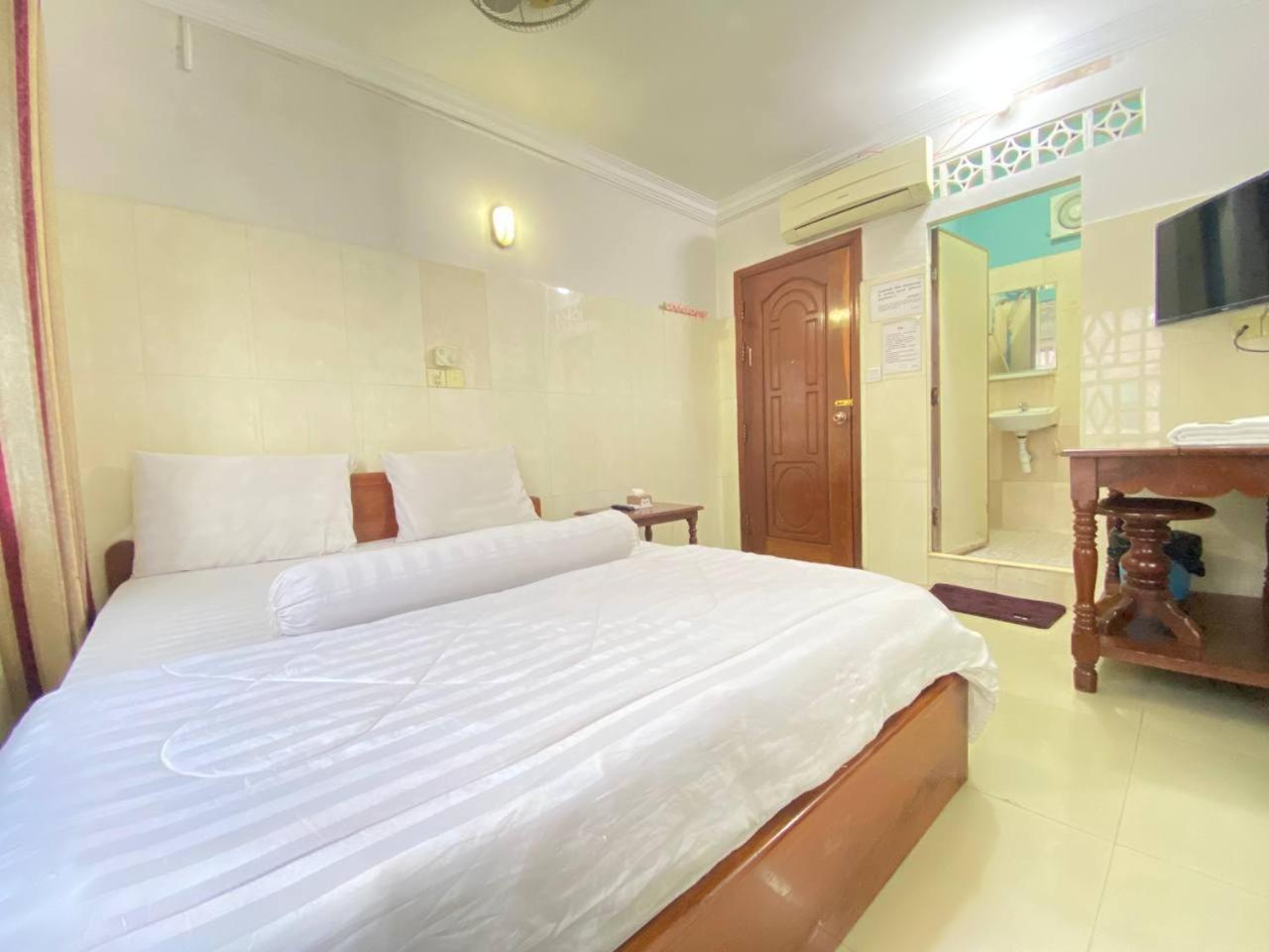 Hotel Empire House, Phnom Penh Extérieur photo