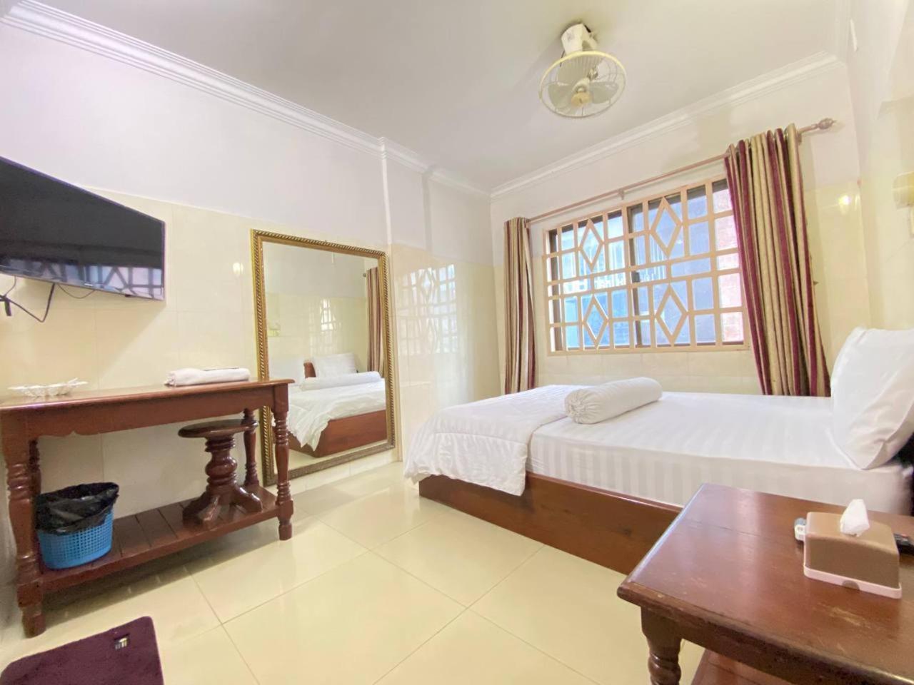 Hotel Empire House, Phnom Penh Extérieur photo
