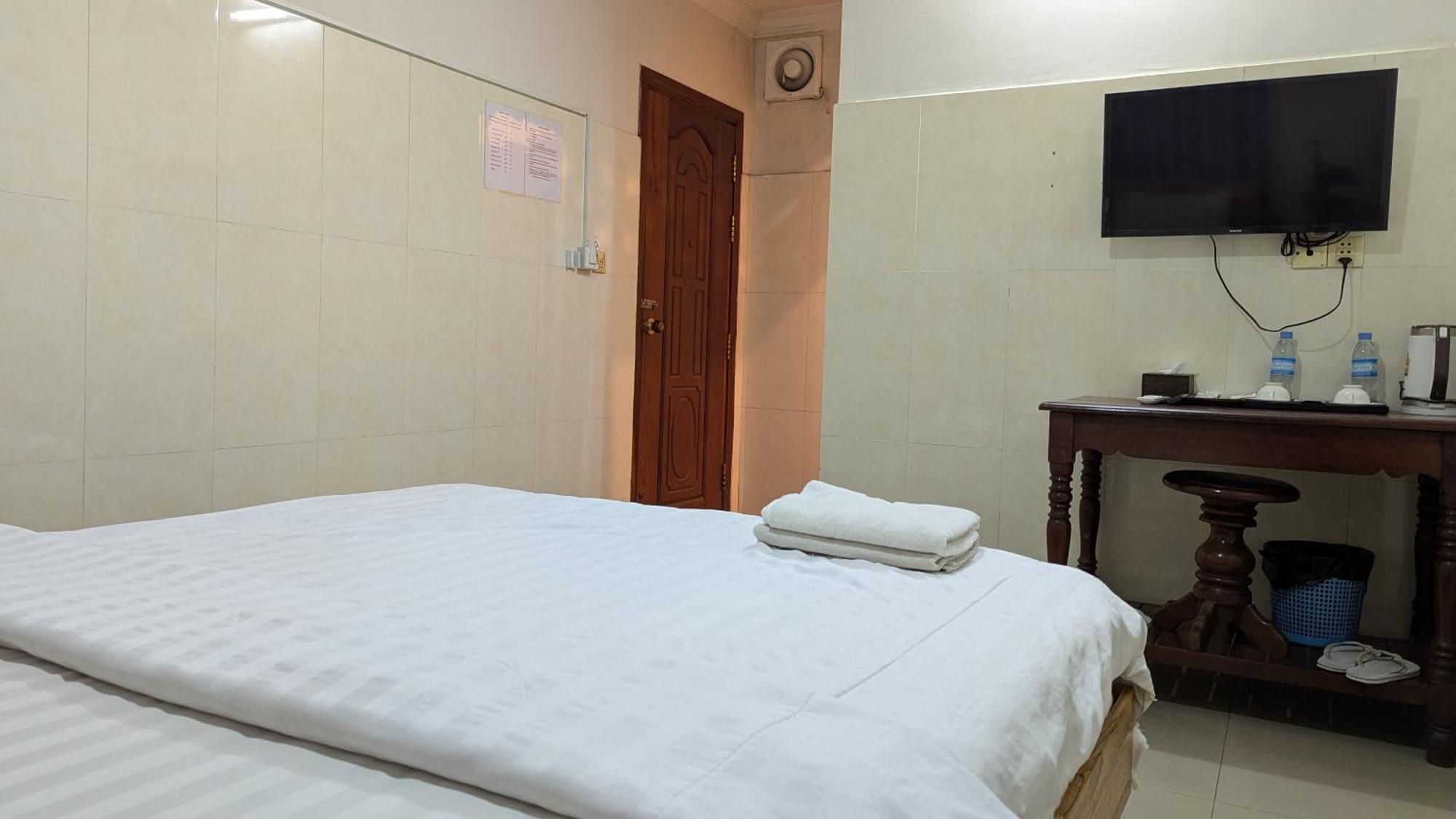 Hotel Empire House, Phnom Penh Extérieur photo
